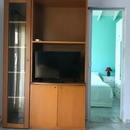Nymfes House 3 *